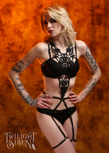 HARNESS AND CORSET PHOTOSHOOT WITH GRACE ELKIN PHOTOGRAPHY