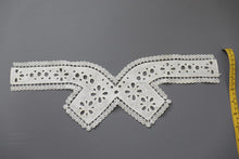 cream/ natural lace neckline trim - craft clearout