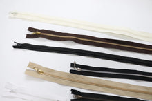 LOT#62 Bundle x 10 job lot zips   variety of lengths, open,closed, invisible