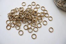 LOT #105 - Big bag of heavy gauge O ring - over 500 in bag