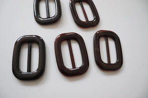 LOT #107 - Brown Torteshell chunky adjusters, bag making accesory