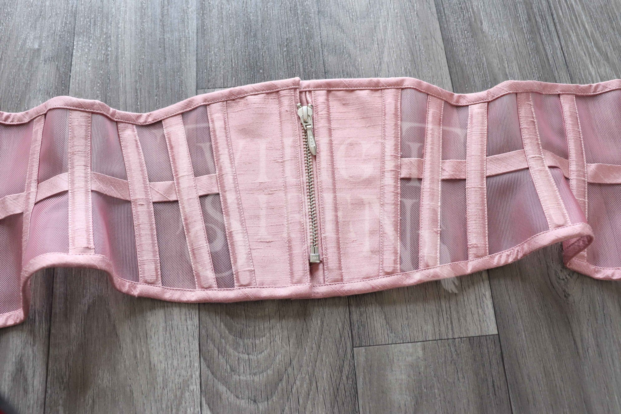 25 INCH WAIST ELIZA ZIP DUSKY PINK SILK AND MESH CORSET BELT