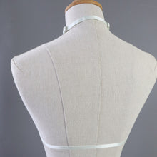 SARAH CHOKER BODY HARNESS LIGHT SAGE GREEN- FIT UP TO 35" RIBCAGE