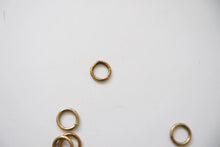 LOT #105 - Big bag of heavy gauge O ring - over 500 in bag