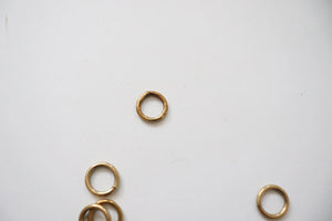 LOT #105 - Big bag of heavy gauge O ring - over 500 in bag