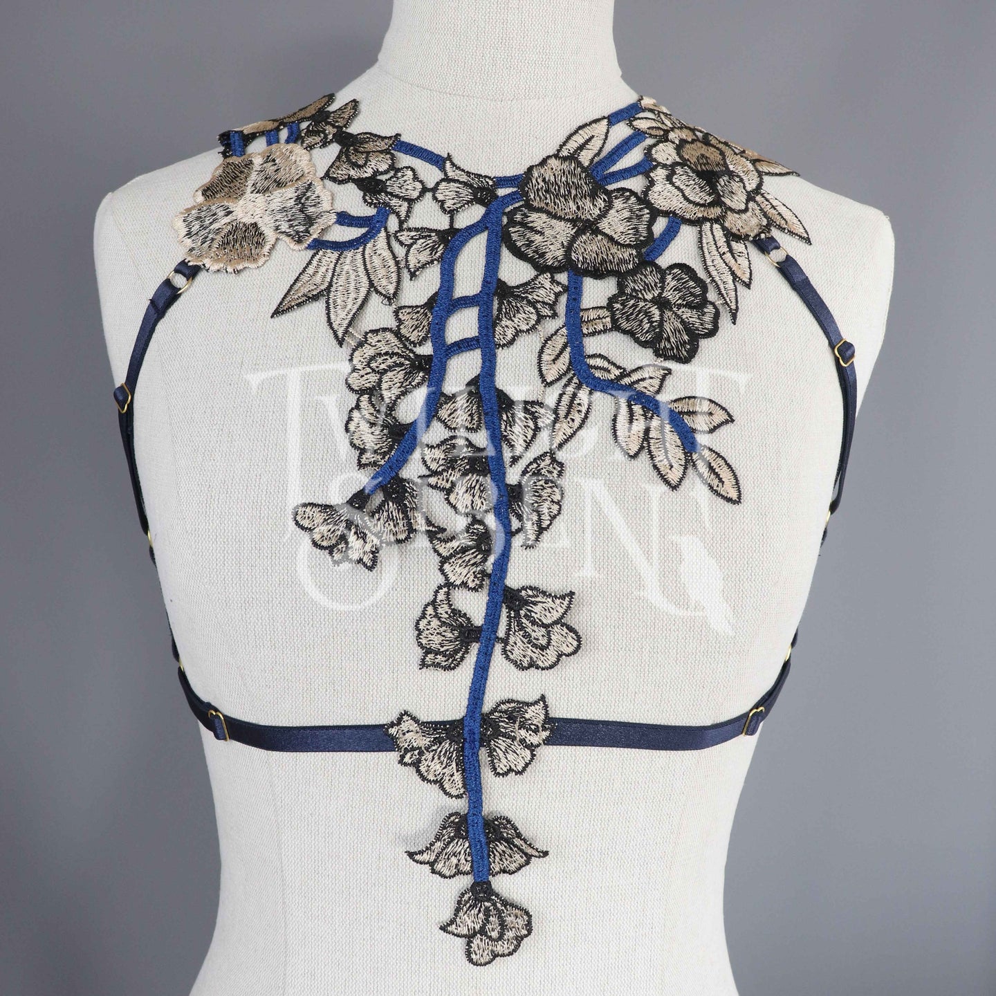 NAVY FLORAL LACE BODY HARNESS BRALET - SIZE - SMALL // UK 8-10 // US 4-6 (FITS UNDERBUST / RIBCAGE UP TO  32
