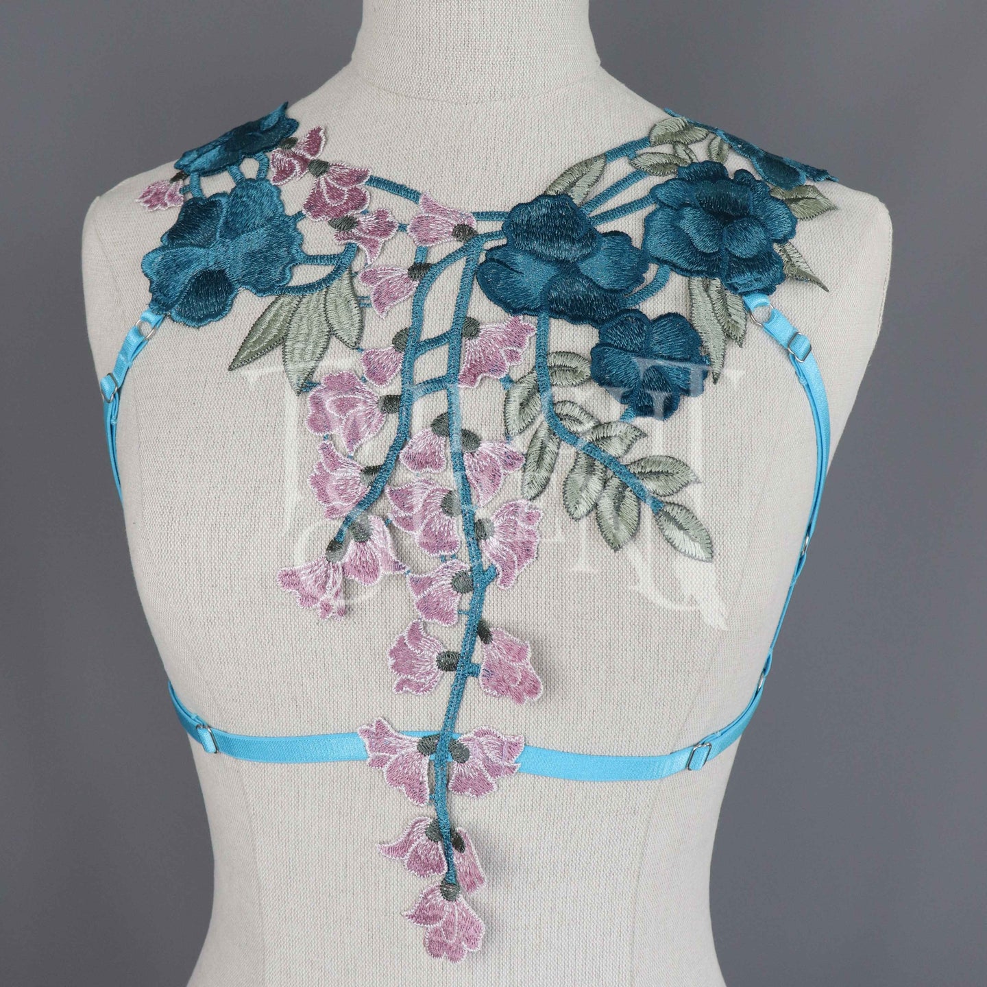 TEAL PEACOCK BLUE LACE BODY HARNESS BRALET - SIZE SIZE~ XSMALL- UK 4-6 // US 0-2 (FITS RIBCAGE 24