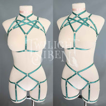 EMERALD GREEN HEXAGRAM SET: BRALET AND THIGH HARNESS