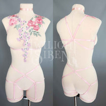 IVORY LACE / BABY PINK FLORAL BODY HARNESS SET