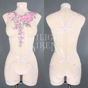 PASTEL PINK FLORAL LACE BODY HARNESS SET